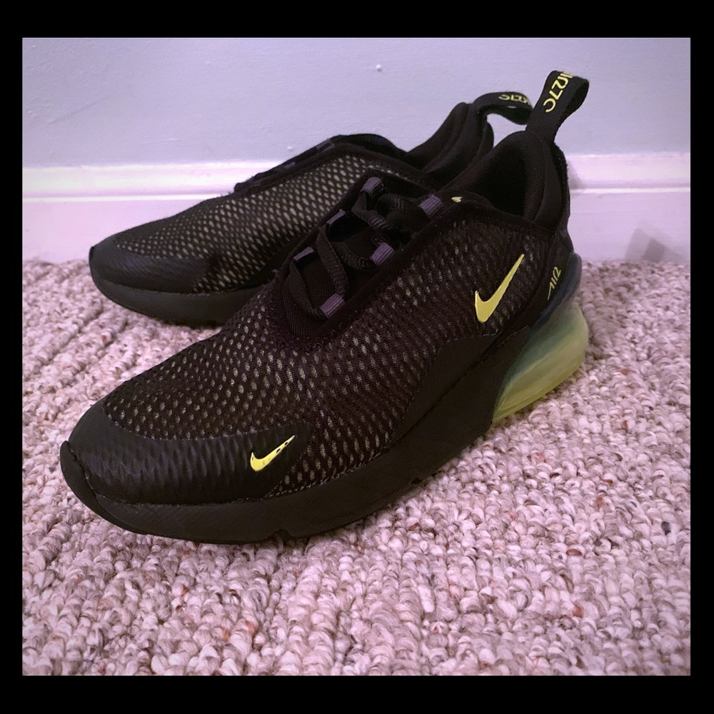 Nike AirMax 270 BLK, VOLT 2.5Y **Jordan, Adidas